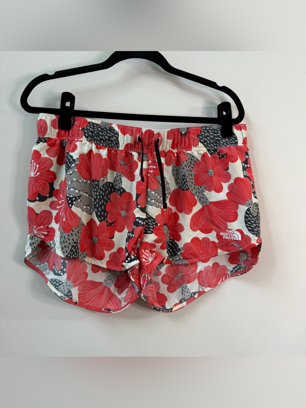 The North Face Floral Athletic Running Shorts Red Cream Size Large
